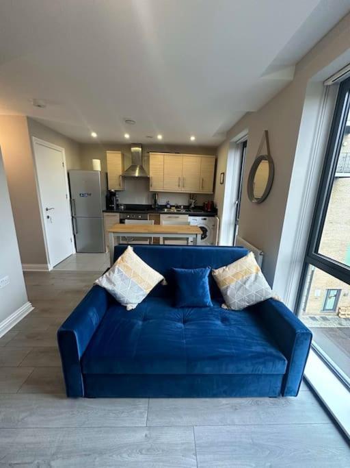 Cute Apartment Next To Colindale Station Edgware Buitenkant foto